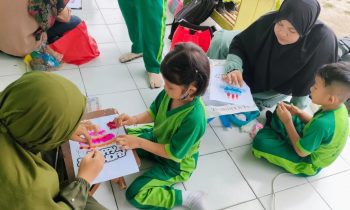 Hari Ulang Tahun Ke-9, TK Cendrawasih Gelar Lomba bagi Ibu dan Murid