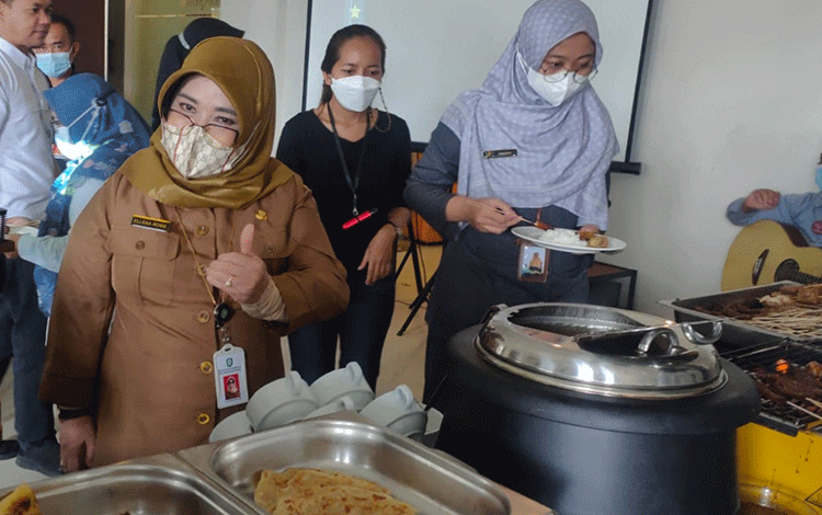 Kadisbudpar Kotim Dorong Pengusaha Kuliner Sajikan Paket Makanan Bulan Ramadan