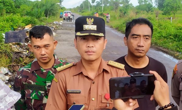 Awas! Buang Sampah Sembarangan Bakal Kena Sanksi Adat