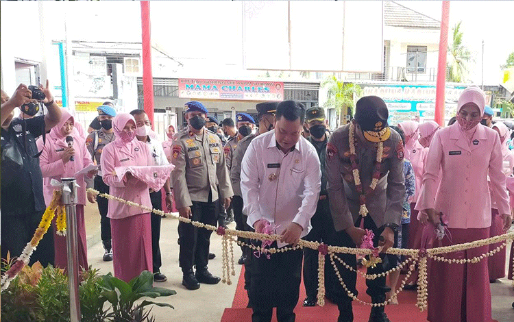 Kapolda Resmikan Gedung TK Kemala Bhayangkari 18 Sampit