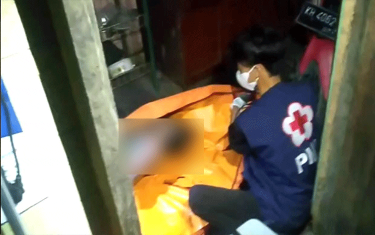 Pria Sebatang Kara Ditemukan Meninggal di Kamar Mandi