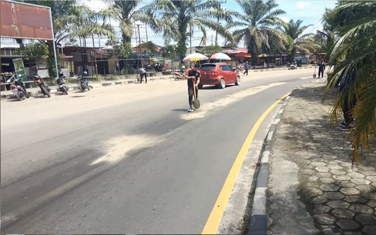 Perlu Tindakan Tegas Mengatasi Truk Ngebut Dalam Kota