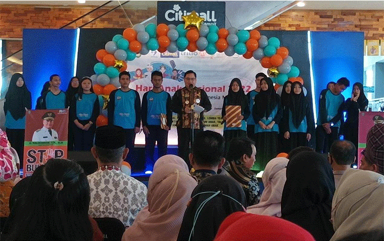 Peringati Hari Anak Nasional, Pelajar Kotim Sampaikan 10 Aspirasi Kepada Bupati