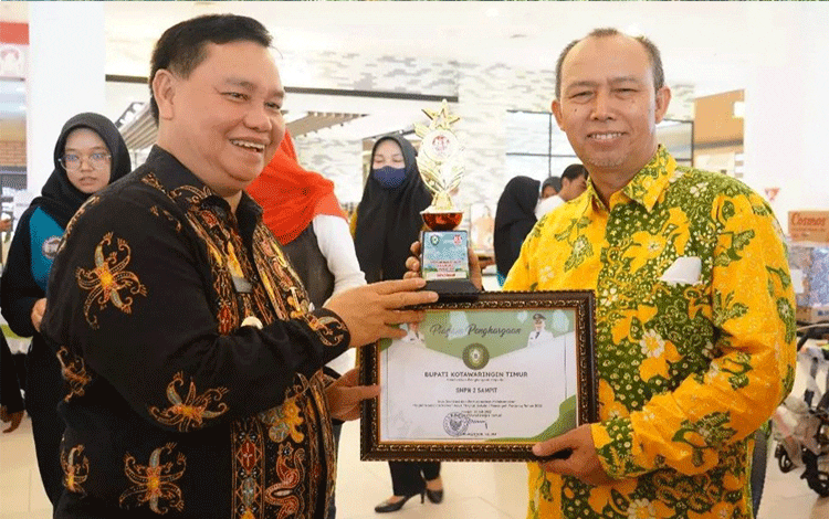 Halikin Beri Penghargaan 23 Sekolah Ramah Anak