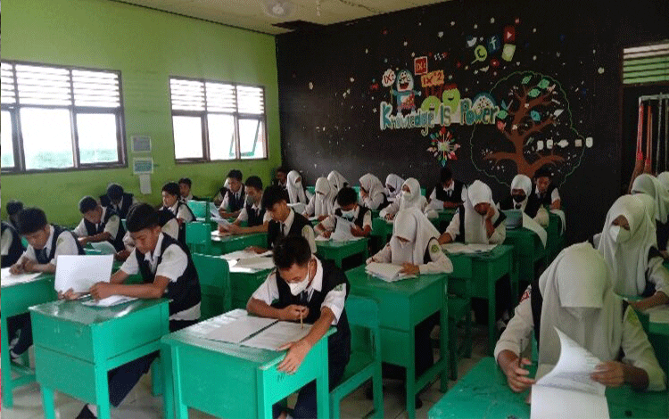 Setelah Libur Ramadan Siswa SMP Ujian Akhir