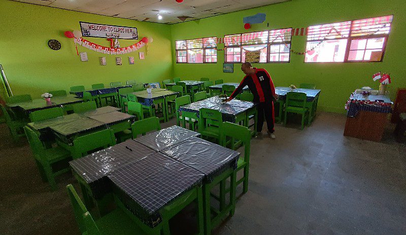 Atur Bangku Kelas ala Kafe Agar Pembelajaran Lebih Santai