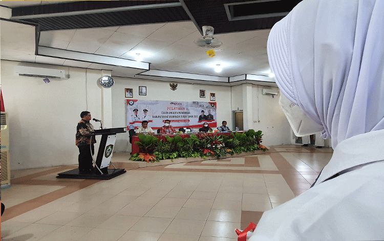 Halikin Resmi Buka Pelatihan Paskibra Kotim 2022