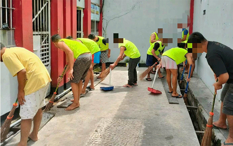 Lapas Sampit Bekerja Sama dengan Dinkes Kotim Berantas Nyamuk Cegah DBD