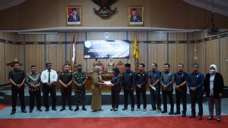 Pemkab Kotim Sampaikan RAPBD Perubahan Tahun Anggaran 2022