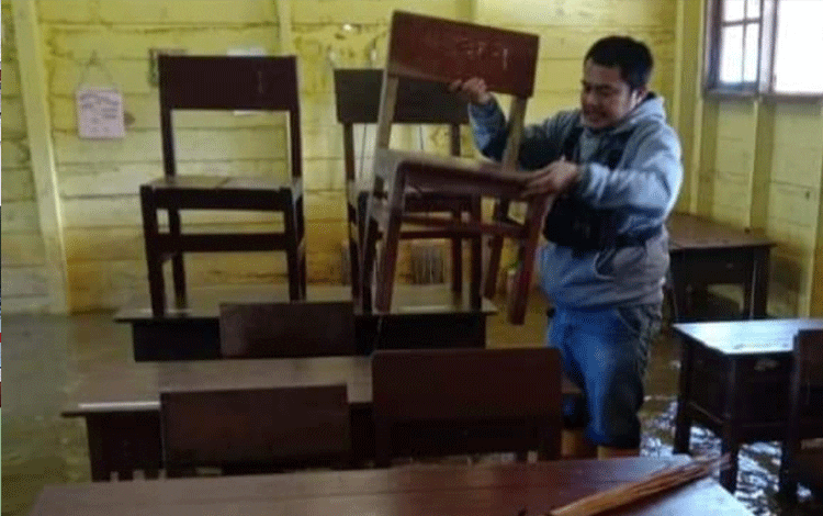 Sekolah Terdampak Banjir Belajar Secara Daring