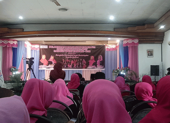 Acara pelantikan pengurus Ikatan Pengusaha Muslimah Indonesia IPEMI Kotim Sabtu 29 Oktober 2022.