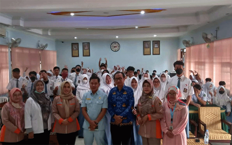 Riskon Ajak Masyarakat Lindungi Remaja dari LGBT