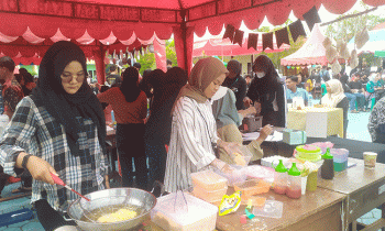 Bazar Usaha SMAN 2 Sampit Selasa 25 Oktober 2022.