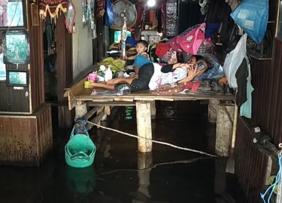 Kondisi salah satu stau rumah warga Dusun Padas yang direndam banjir