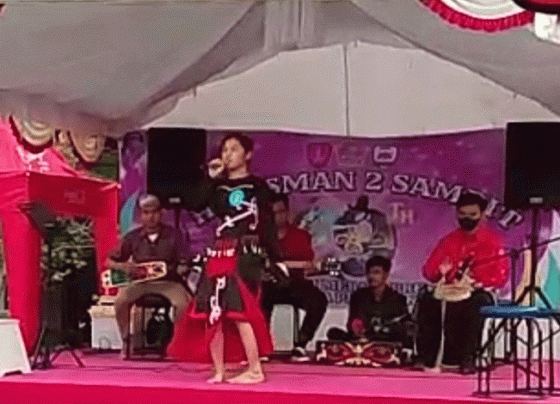 Lomba seni karungut di SMAN 2 Sampit Selasa 25 Oktober 2022.