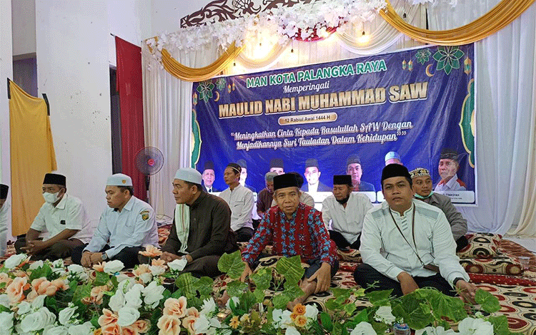 MAN Kota Palangka Raya Gelar Maulid Nabi Muhammad SAW