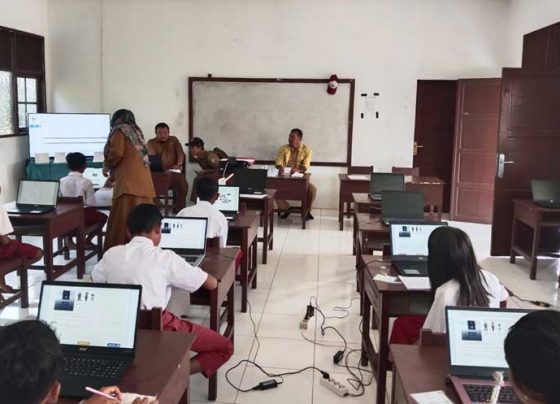 Pelaksanaan ANBK oleh salah satu sekolah dasar di Kotim