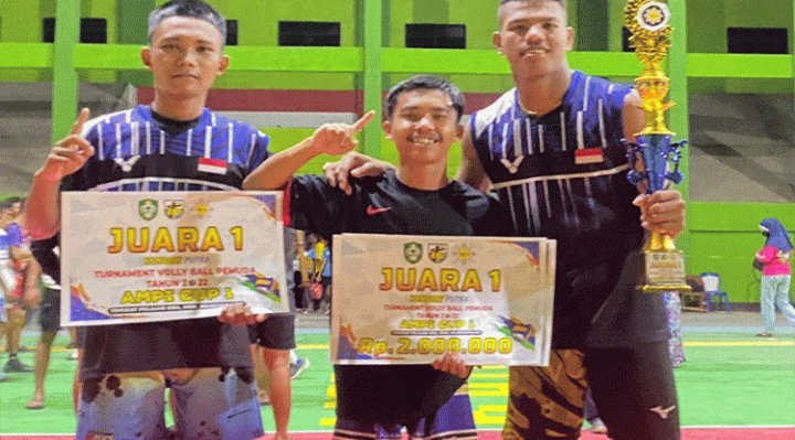 Tim Voli SMKN 2 Sampit menjadi juara 1 Lomba Voli AMPI Cup Minggu 23 Oktober 2022.