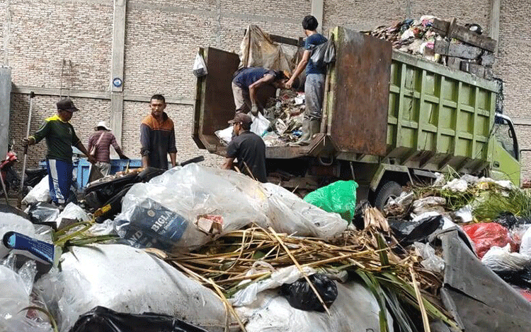Pembangunan Pabrik Sampah masih Terkendala Lahan Tergenang