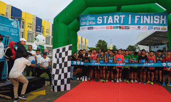 Bupati Kotim Halikinnor membuka kegiatan Zero to Hero 6K Minggu 13 Oktober 2022.