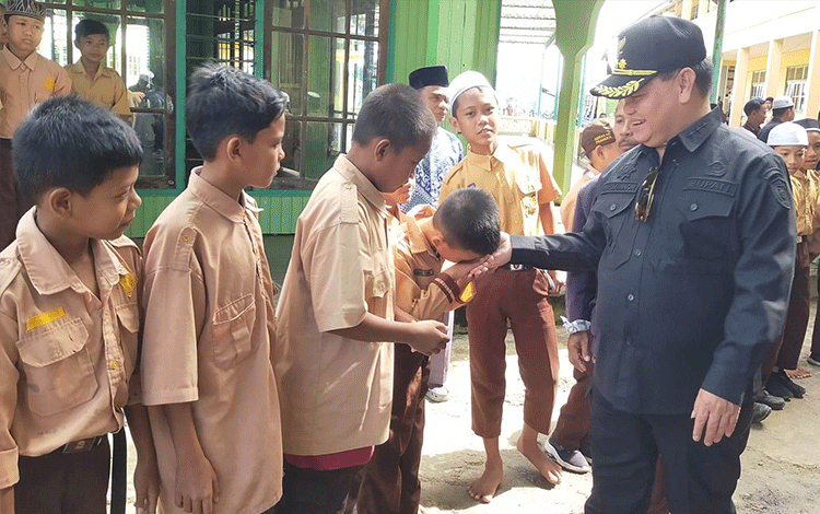 Halikin Bangga di Kotim Banyak Pondok Pesantren