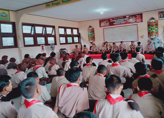 Gladian Pimpinan Regu Dianpinru di Pusat Pendidika dan Pelatihan Cabang Pusdiklatcab Kotim 2022.