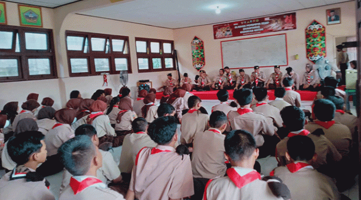 Gladian Pimpinan Regu Dianpinru di Pusat Pendidika dan Pelatihan Cabang Pusdiklatcab Kotim 2022.