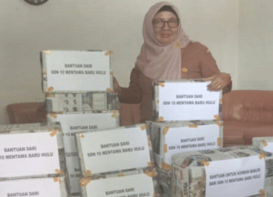 Kepala Sekolah SDN 10 MB Hulu Halimah