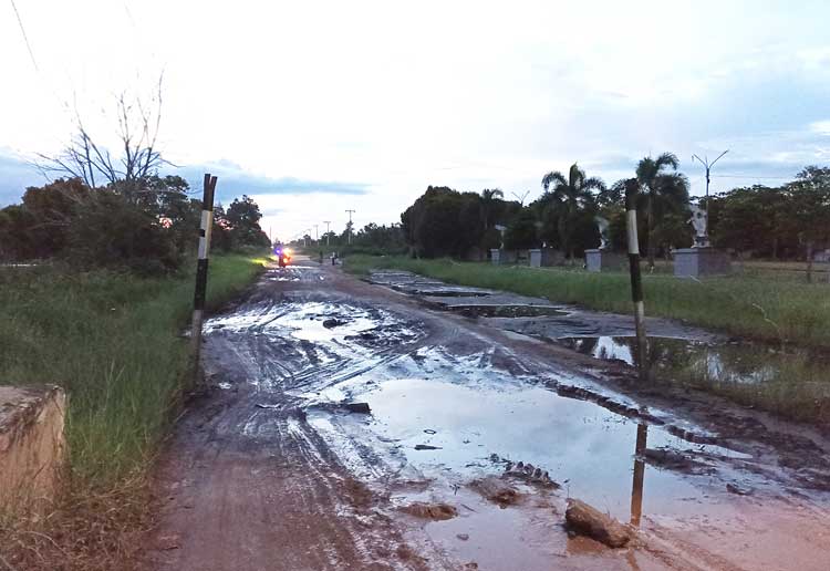 Infrastruktur Jalan di Kawasan Baamang Barat Perlu Mendapat Perhatian