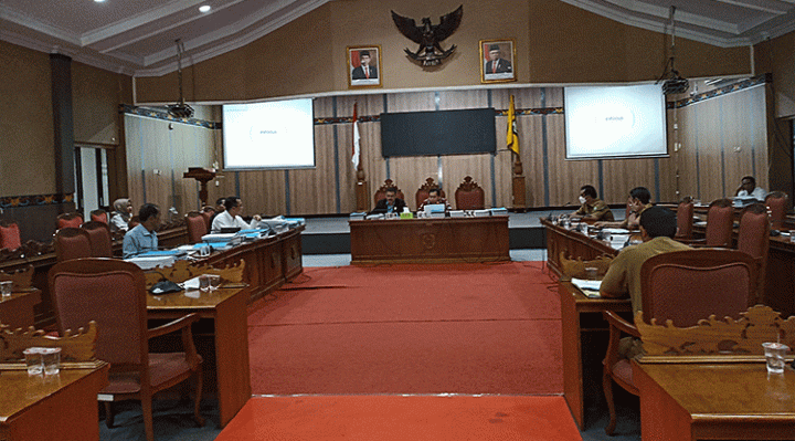 Rapat pembahasan RAPBD 2023 di DPRD Kotim Selasa 15 November 2022.