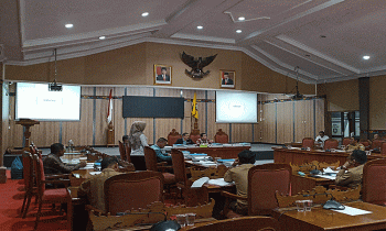 Rapat pembahasan RAPBD 2023 oleh Komisi I DPRD Kotim dengan perangkat eksekutif kecamatan di DPRD Kotim Selasa 15 November 2022.