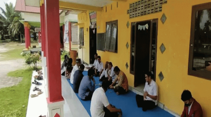 Reses DPRD Kotim di Seranau.