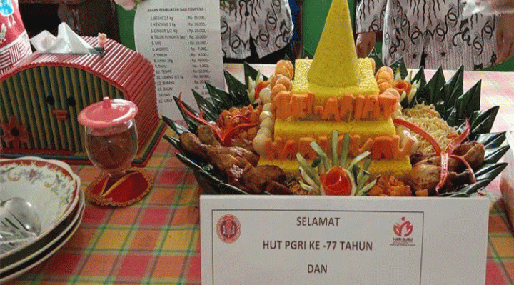 Salah satu nasi tumpeng kreasi SDN 7 Ketapang Sabtu 26 November 2022.