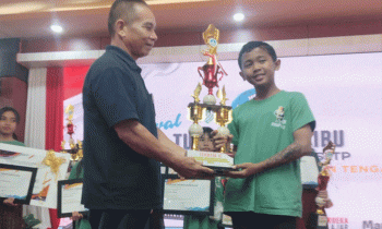 Siswa perwakilan Kotim raih peringkat kedua terbaik lomba revitalisasi lomba Bahasa Dayak FTBI 2022.