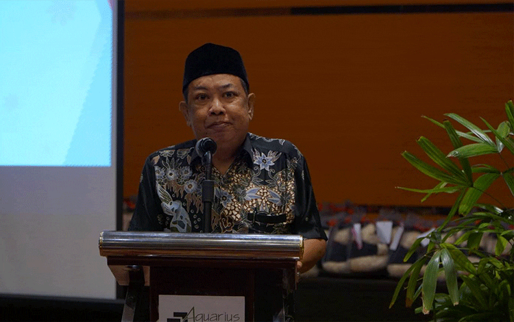 Bupati Kotim Titipkan Pesan Kepada Wisudawan UNDA Sampit