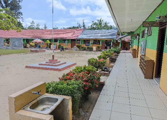 Suasana lingkungan SDN 3 Bagendang Hilir Rabu 30 November 2022