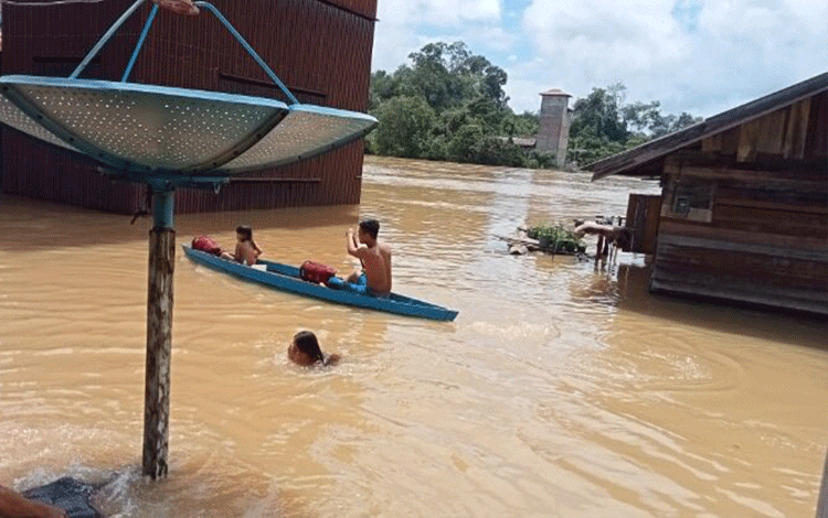 DPRD Sayangkan Pemkab Belum Salurkan Bantuan Padahal Banjir Sudah Seminggu