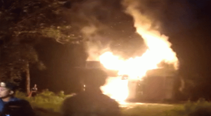 Bangunan Bekas Studio Musik di Kompleks Inhutani Sampit Terbakar