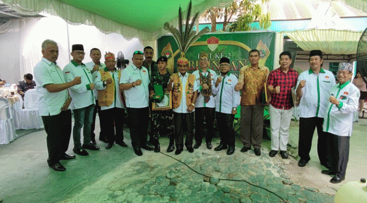 Foto Bersama Jajaran Pimpinan LBH Intan Kotim dengan tamu undangan khusus salah satunya Kepala DP3AP2KB Suparmadi Minggu 4 Desember 2022.