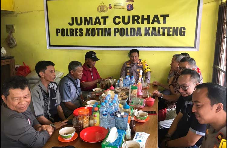 Kapolres Kotim Mendengarkan Langsung Curhat Warga