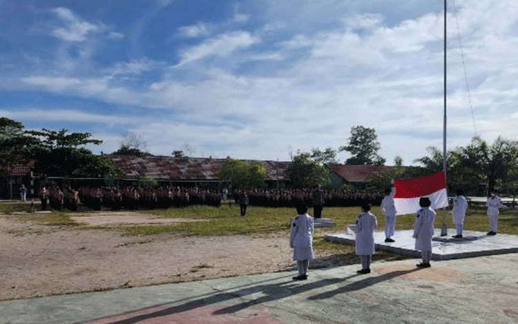 Jadilah Generasi Hebat, Bermartabat, dan Berkarakter