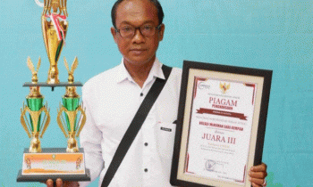 Produksi minuman sari rempah salah seorang pelaku UMKM Mbah Surif mendapatkan penghargaan juara 3 pada lomba Krenova 2022 Kamis 29 Desember 2022.