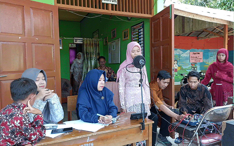 Peringati Hari Ibu, SDN 3 Bagendang Hilir Gelar Festival Seni dan Musik