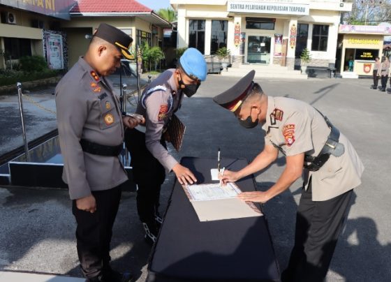 Sertijab Kasatlantas Polres Kotim yang dipimpin langsung AKBP Sarpani SIK MM Rabu 14 Desember 2022