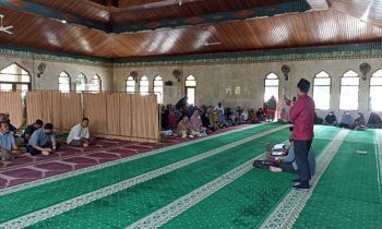 Suasana Kajian Parenting Yayasan Pendidikan Asiah di Masjid Al Falah Sabtu 3 Desember 2022