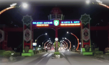 Terorongan Nur Mentaya dan Tugu Selamat Datang di Sampit