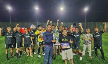 Tim Mini Soccer Lapas Sampit merayakan kemenangan dan menjadi juara Fourfeo E Ball Cup