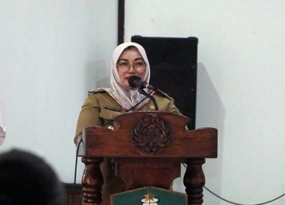 Wakil Bupati Kotim Irawati saat sambutan