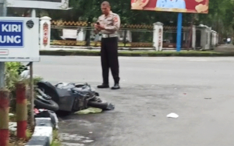 Pemotor Siswi SMA di Palangka Raya Tewas Ditabrak Truk