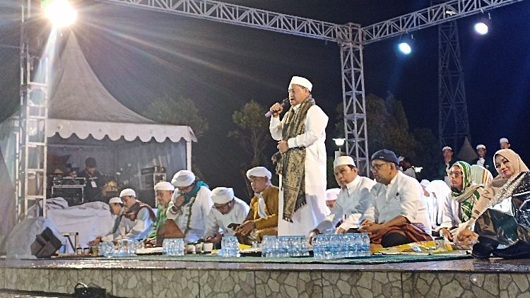 Ini Pesan Halikin pada Malam Haul Abah Guru Sekumpul di Ikon Jelawat